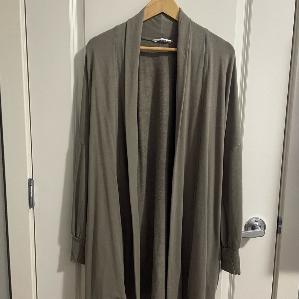 BB Dakota Green Trench Coat with Relaxed Silhouette